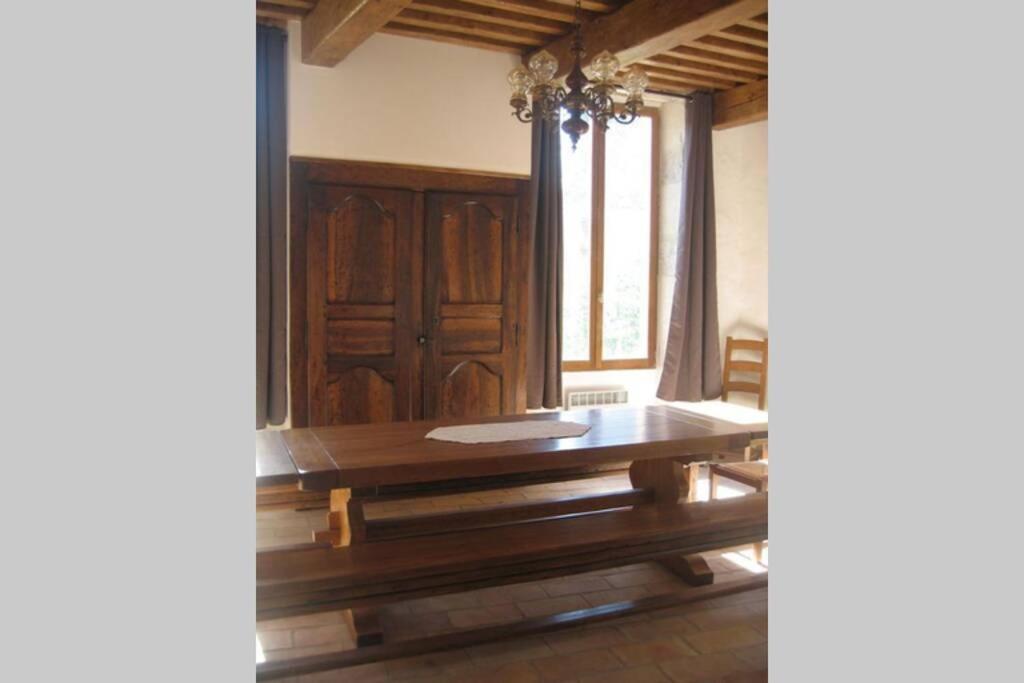 Grand Gite Salavas Exterior photo
